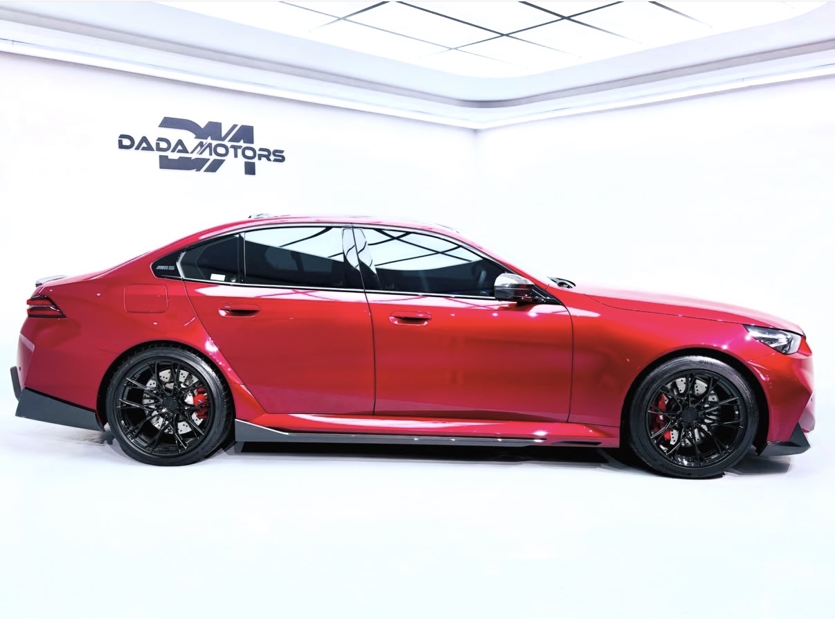 2025 BMW M5