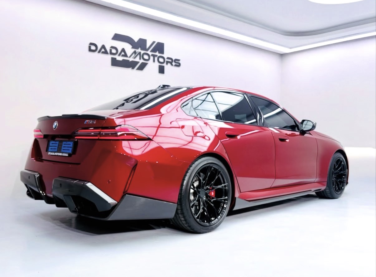 2025 BMW M5