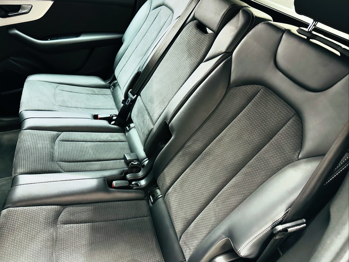 2023 Audi Q7 45TDI Quattro S Line