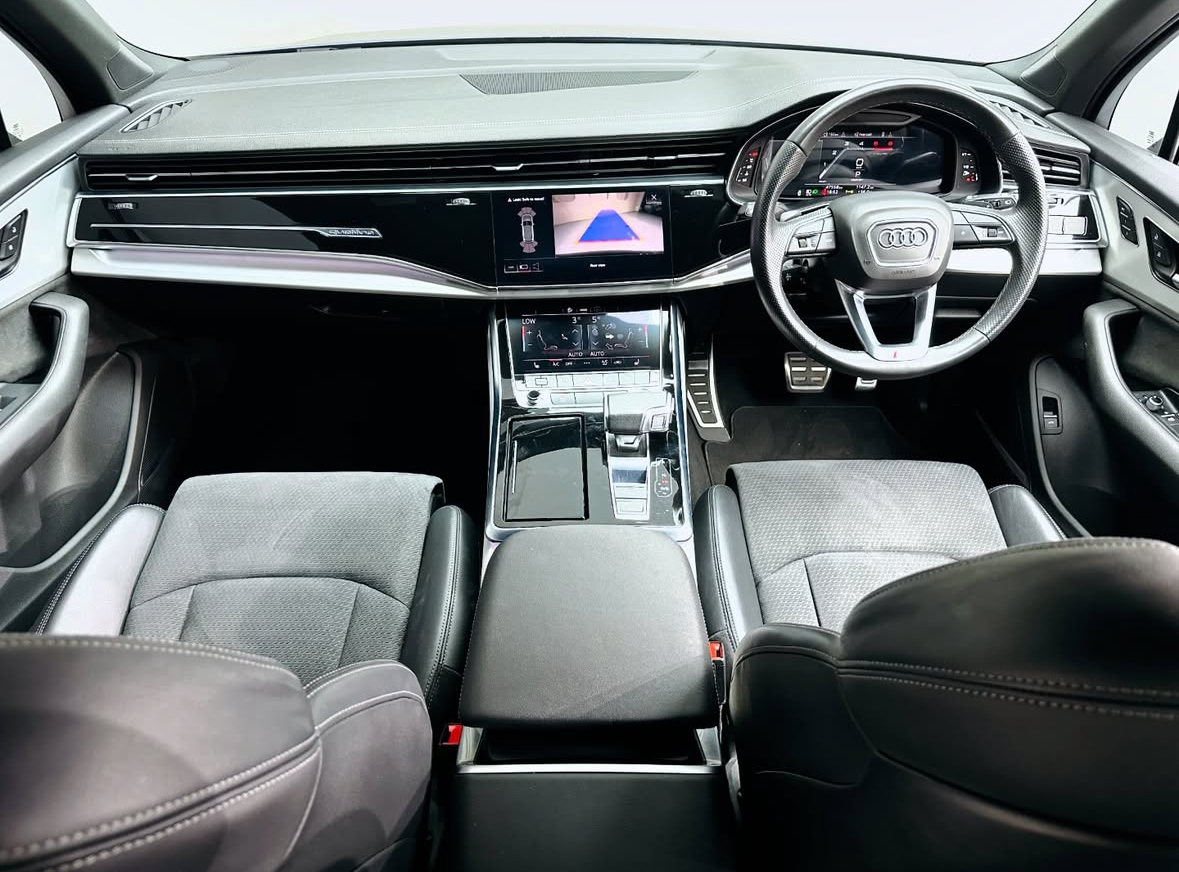 2023 Audi Q7 45TDI Quattro S Line